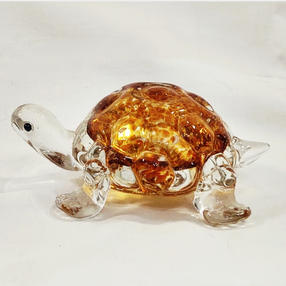 Vintage Hand-Blown Glass Turtle/Tortoise Paperweight Figurine
